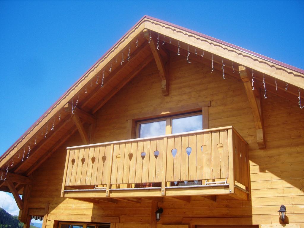 Gite Au Coeur Du Chalet En Belledonne Vers Prapoutel Les 7 Laux Сент-Аньес Номер фото